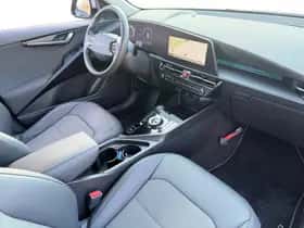 Kia Niro (2023) thumbnail 8