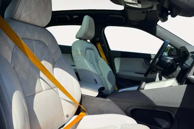 Polestar 2 (2023) thumbnail 16