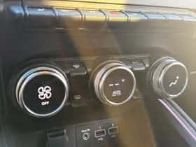 Renault Clio (2023) thumbnail 27