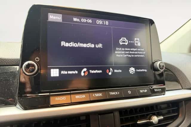 Kia Picanto (2023) thumbnail 25