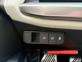 Kia EV4 (2026) thumbnail 17