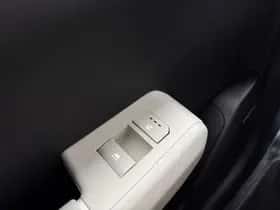 Kia EV4 (2026) thumbnail 35