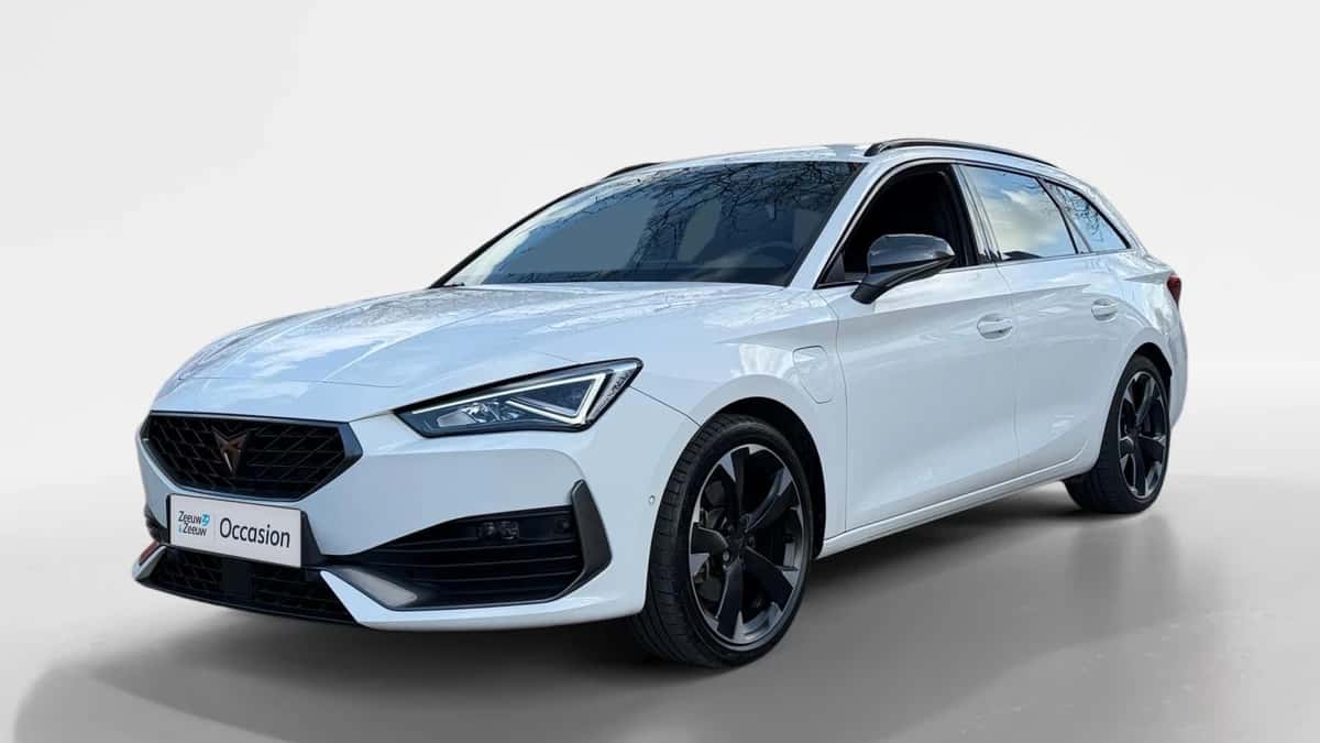 CUPRA Leon Sportstourer (2022) — foto 1