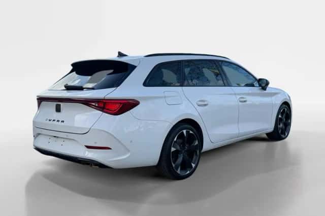 CUPRA Leon Sportstourer (2022) thumbnail 3