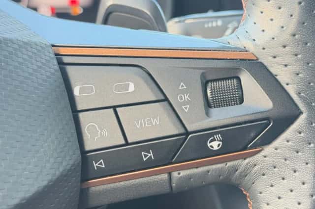 CUPRA Leon Sportstourer (2022) thumbnail 22