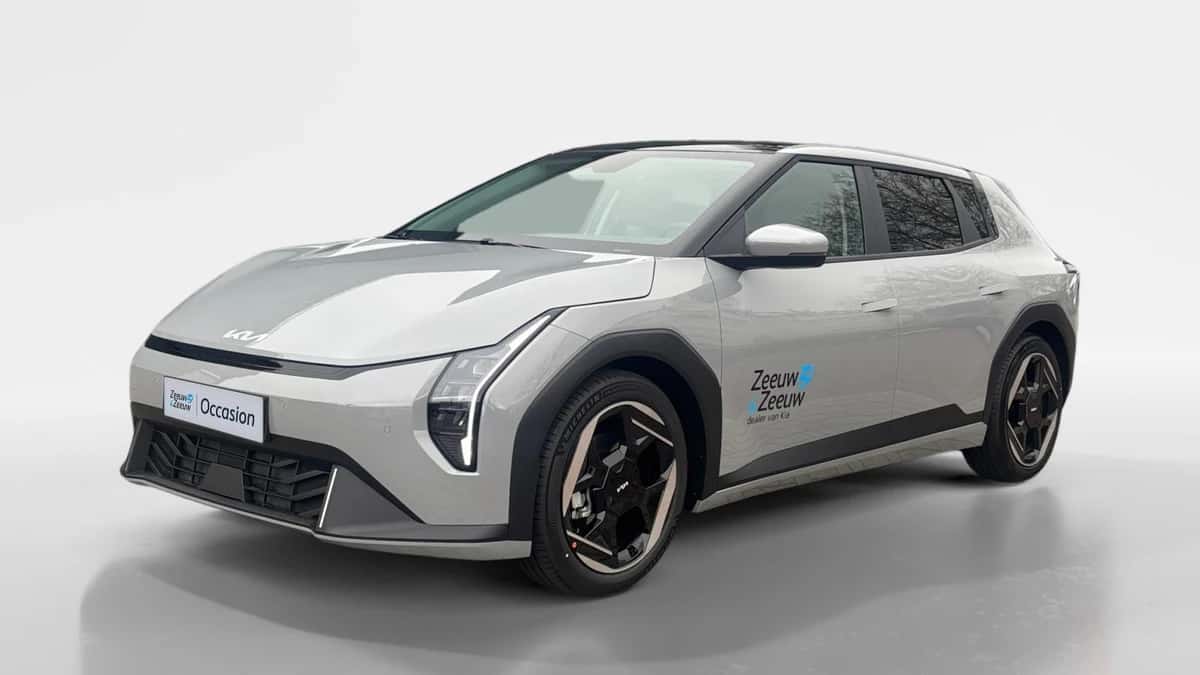 Kia EV4 (2026) — foto 1