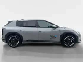 Kia EV4 (2026) thumbnail 3