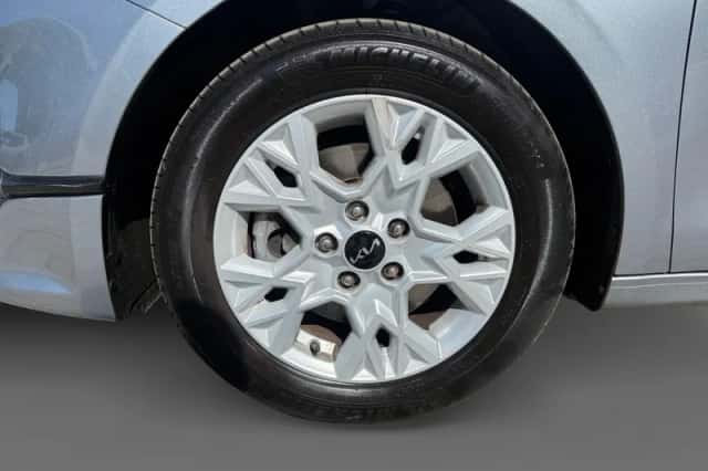 Kia Ceed Sportswagon (2024) thumbnail 17