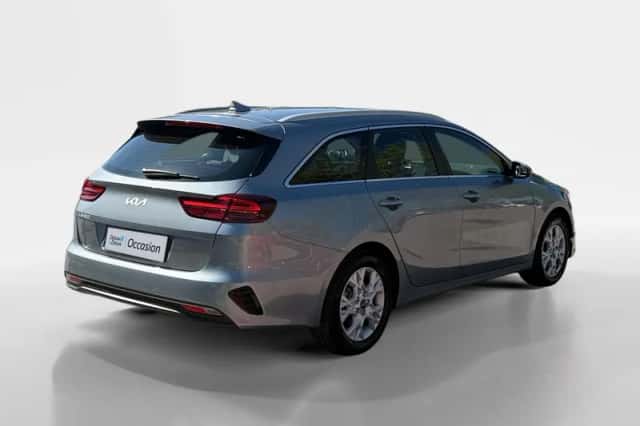 Kia Ceed Sportswagon (2024) thumbnail 3