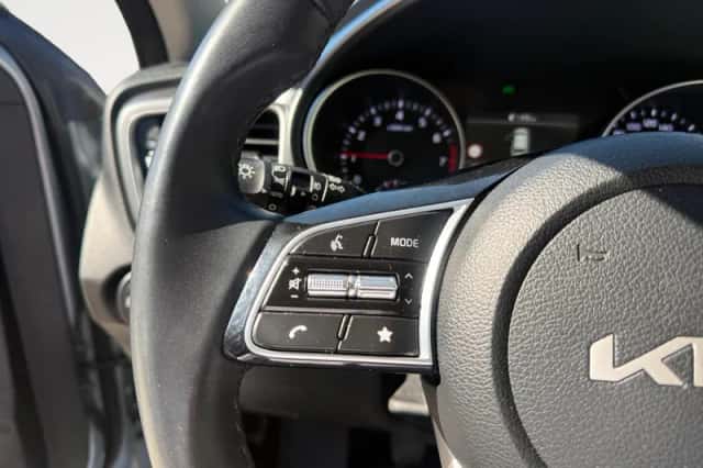 Kia Ceed Sportswagon (2024) thumbnail 23