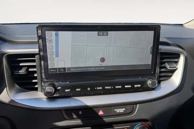 Kia Ceed Sportswagon (2024) thumbnail 25