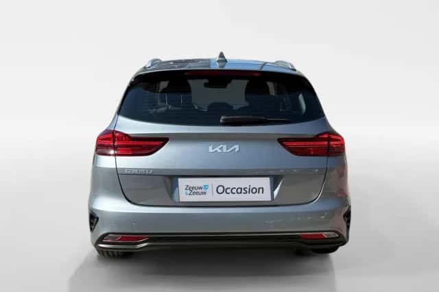Kia Ceed Sportswagon (2024) thumbnail 6