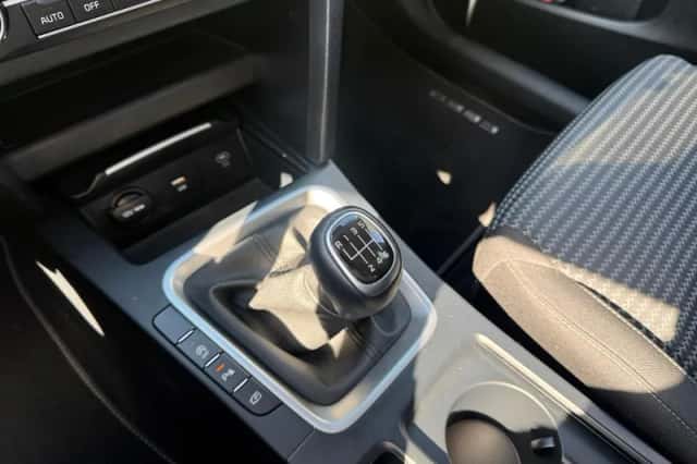 Kia Ceed Sportswagon (2024) thumbnail 9