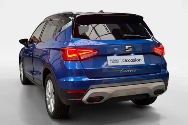 SEAT Arona (2025) thumbnail 4