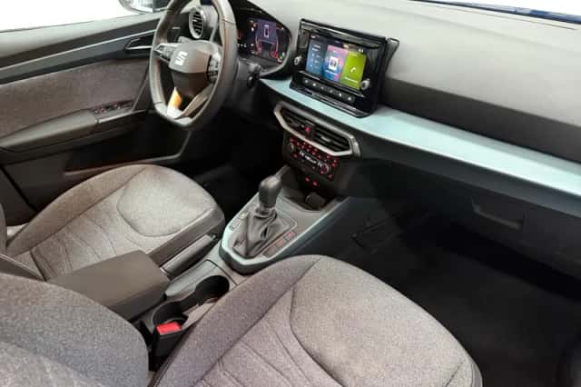 SEAT Arona (2025) thumbnail 9
