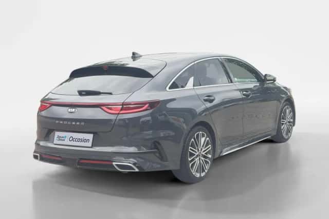 Kia Proceed (2019) thumbnail 3