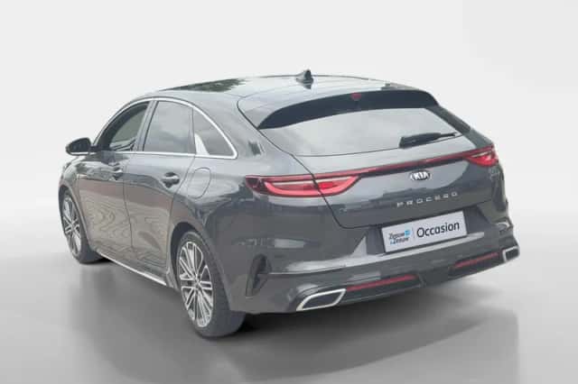Kia Proceed (2019) thumbnail 4