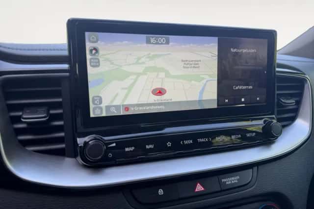 Kia XCeed (2021) thumbnail 25
