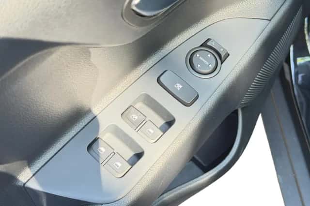 Kia Stonic (2025) thumbnail 27