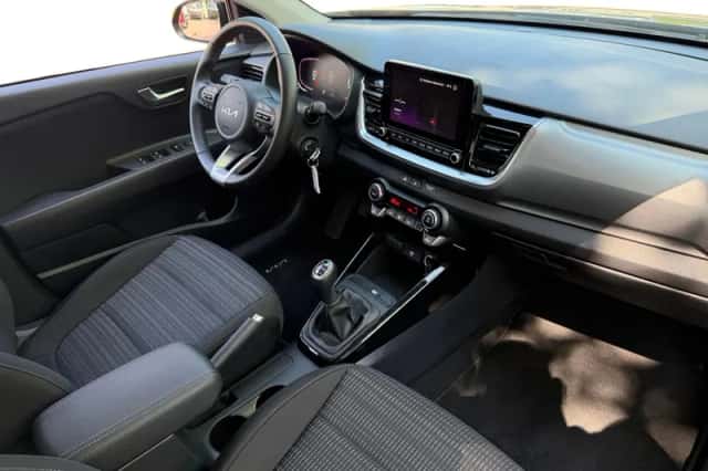 Kia Stonic (2025) thumbnail 9