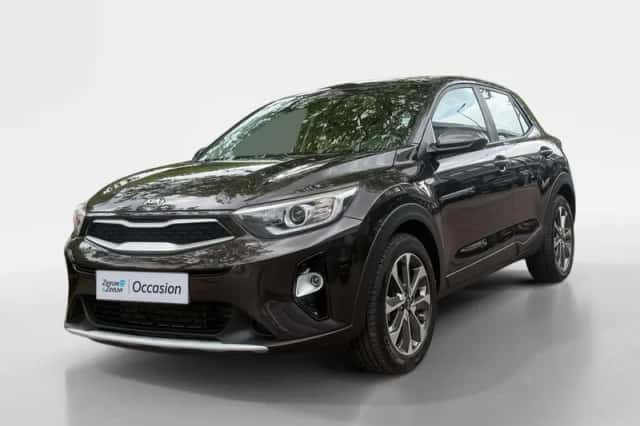 Kia Stonic (2018) thumbnail 2