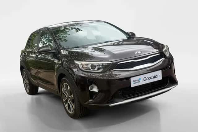 Kia Stonic (2018) thumbnail 5