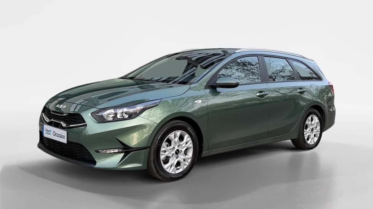 Kia Ceed Sportswagon (2025) — foto 1