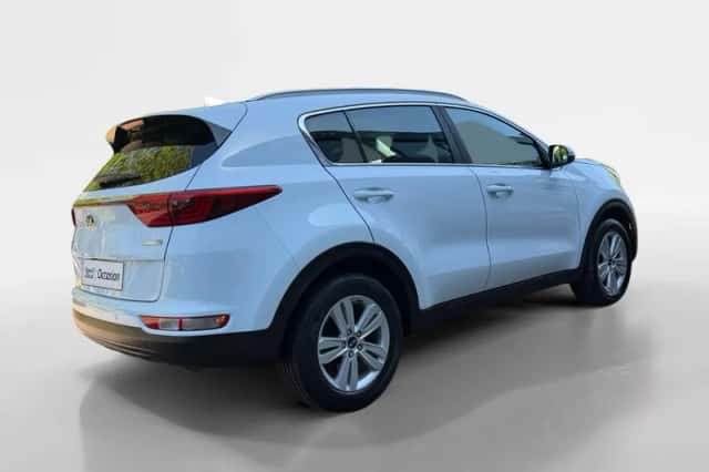 Kia Sportage (2018) thumbnail 3