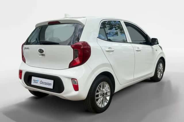 Kia Picanto (2020) thumbnail 3