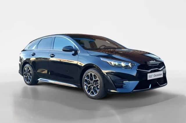 Kia Proceed (2024) thumbnail 3