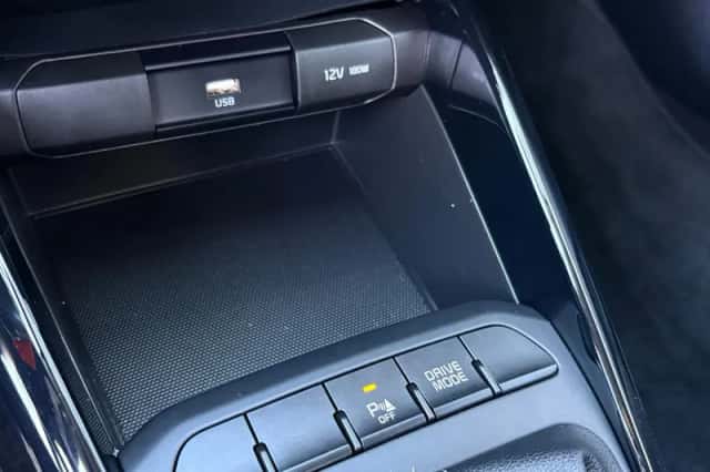 Kia Stonic (2021) thumbnail 20