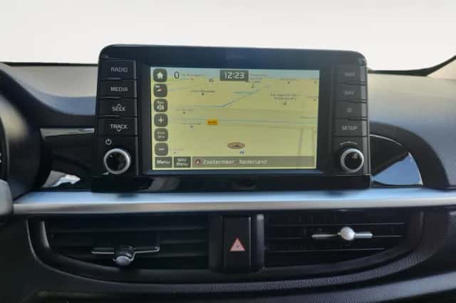 Kia Picanto (2019) thumbnail 20