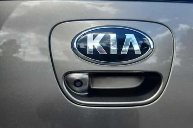 Kia Picanto (2019) thumbnail 24
