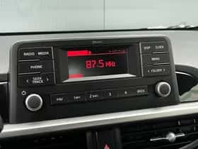 Kia Picanto (2023) thumbnail 16