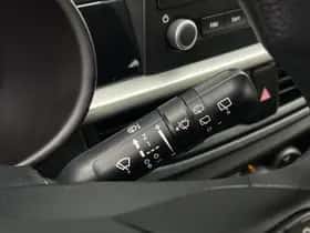Kia Picanto (2023) thumbnail 17
