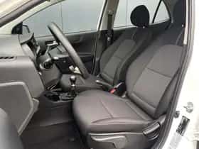 Kia Picanto (2023) thumbnail 21