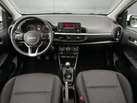 Kia Picanto (2023) thumbnail 9