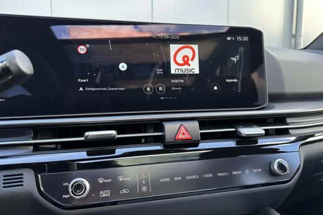 Kia Sportage (2025) thumbnail 16