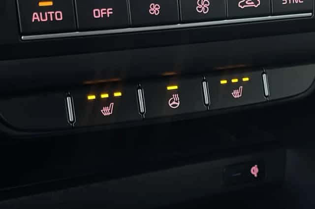 Kia Ceed Sportswagon (2024) thumbnail 25