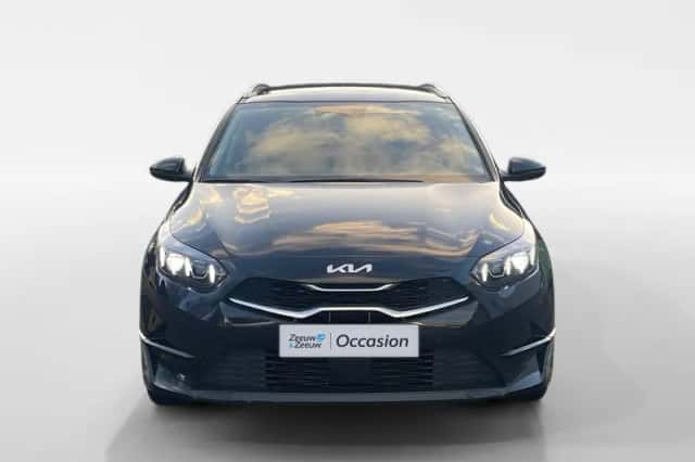 Kia Ceed Sportswagon (2024) thumbnail 8