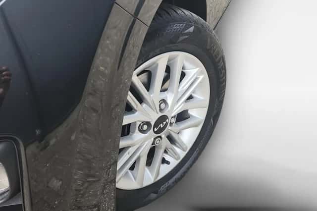 Kia Picanto (2023) thumbnail 2