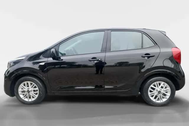 Kia Picanto (2023) thumbnail 3