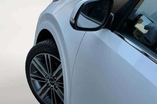 Kia Picanto (2017) thumbnail 2