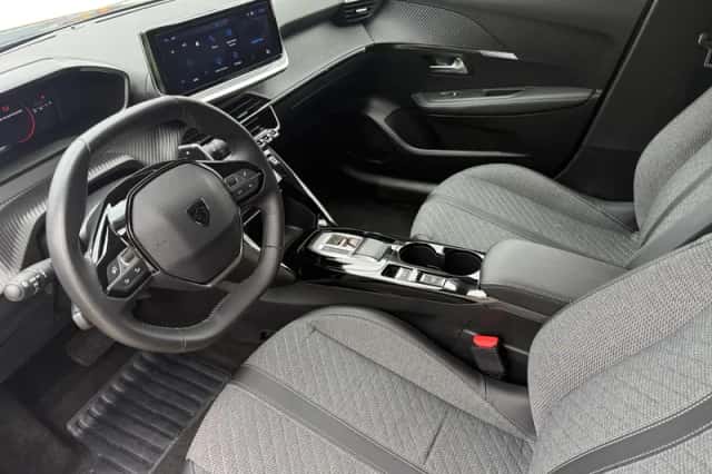 Peugeot 208 (2025) thumbnail 10