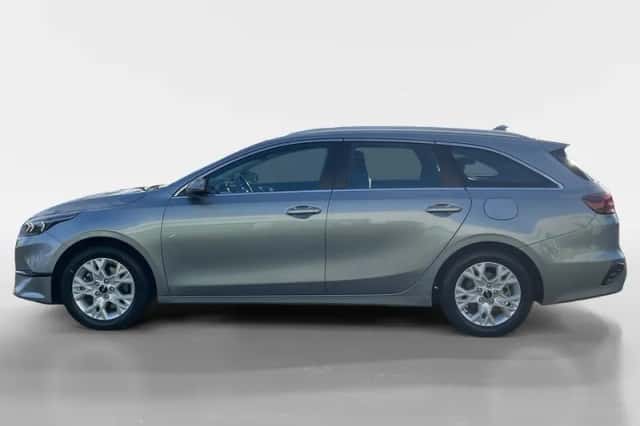 Kia Ceed Sportswagon (2024) thumbnail 2