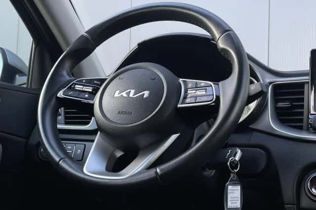 Kia Ceed Sportswagon (2024) thumbnail 12