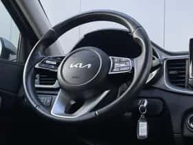 Kia Ceed Sportswagon (2024) thumbnail 12