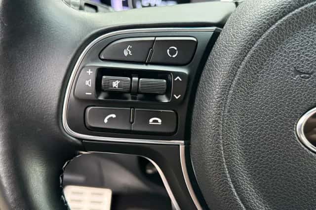 Kia Niro (2020) thumbnail 16