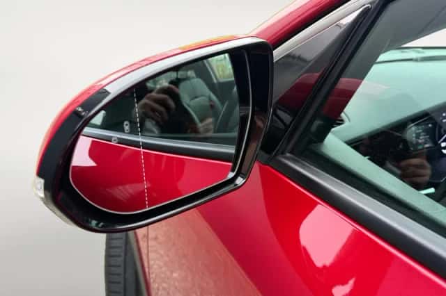 Kia Niro (2020) thumbnail 23