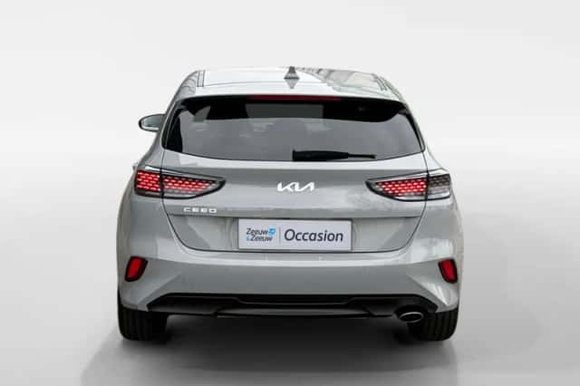 Kia Ceed (2025) thumbnail 5